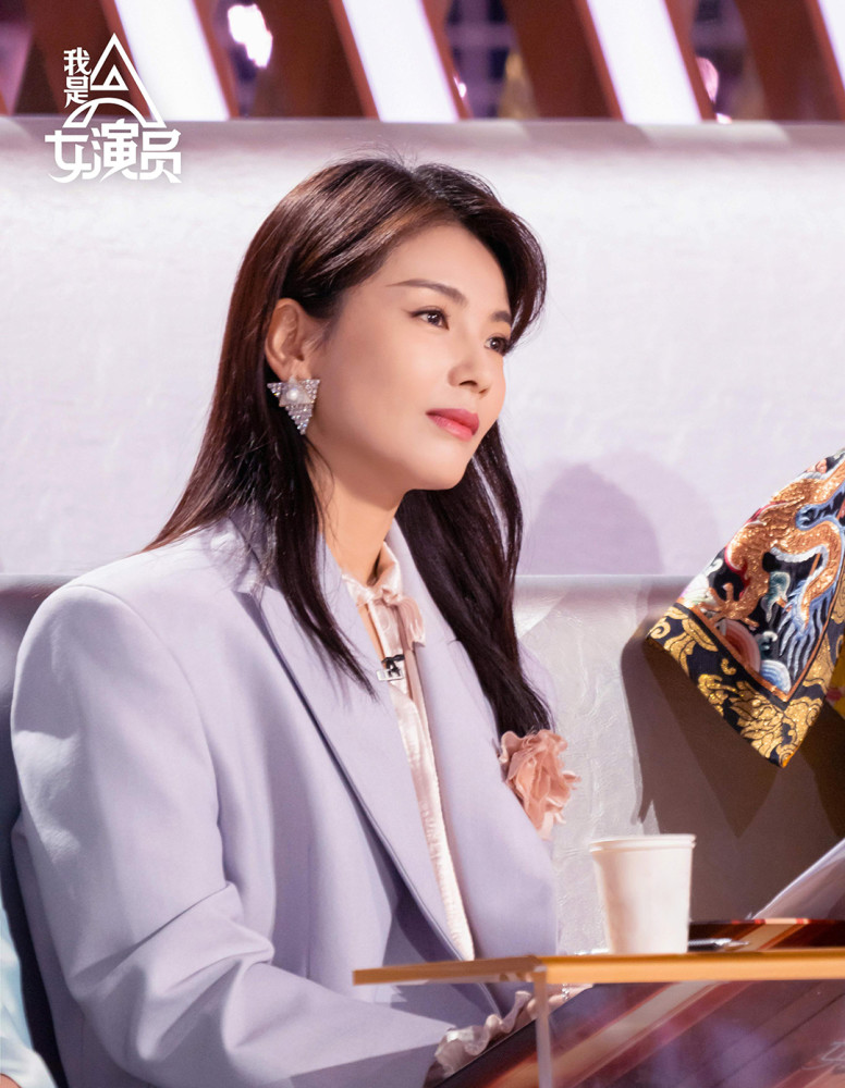 我是女演员5位导师有2个是烂片之王难怪被骂上热搜