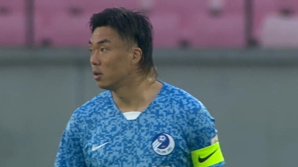 中超 中超升班马2-1！亚冠金靴挥拳庆祝乐翻了天！大连人主帅一脸懵逼