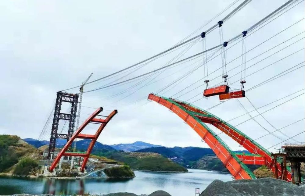 车田江特大桥拱肋顺利合龙官方报道有视频有诗