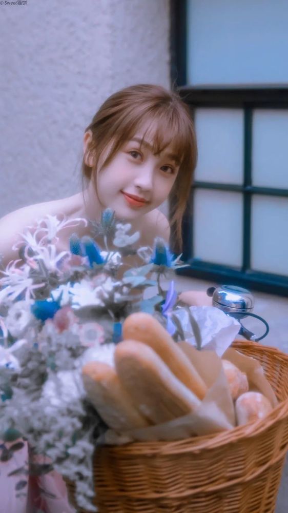 虞书欣壁纸人间小可爱