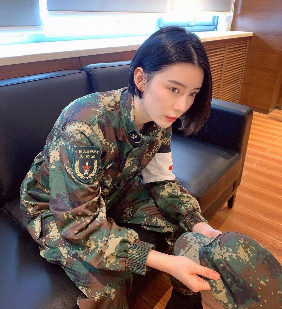 《号手就位》看了原著才知道,夏拙的感情史还挺丰富的