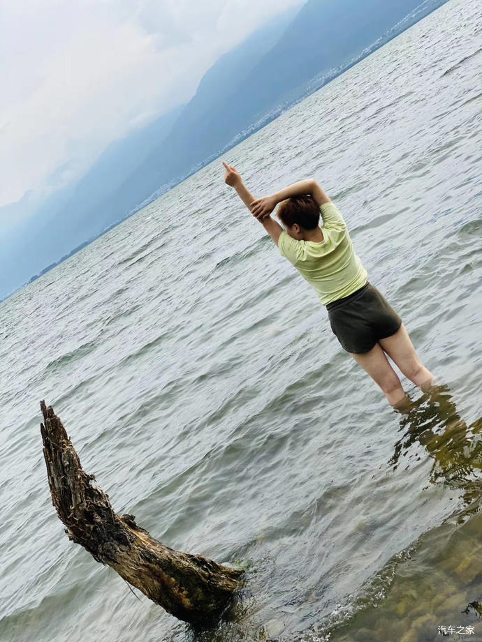 心情不好来一场说走就走的旅行(心情不好来一场说走就走的旅行的说说)