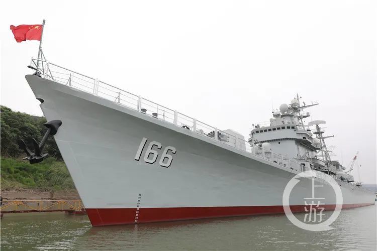 还记得过境万州的退役"166珠海舰"吗?刚刚…_腾讯新闻