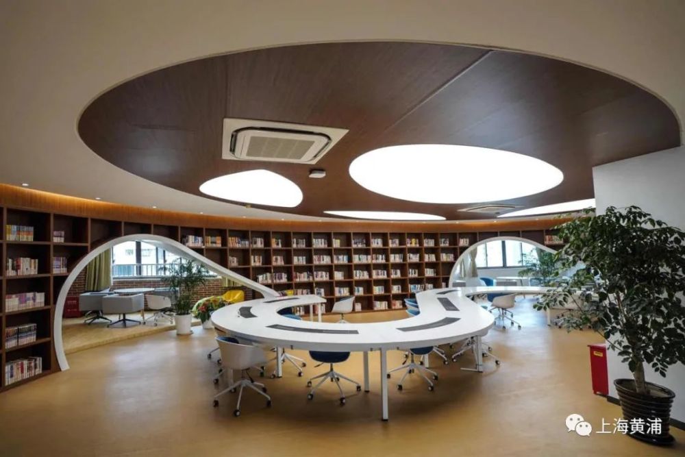 探访最美校园图书馆|上海外国语大学附属大境中学:"致远书苑"_腾讯新