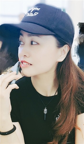 亦舒迷圆梦写作访河池籍网络文学作家陈立新本报记者李婷婷