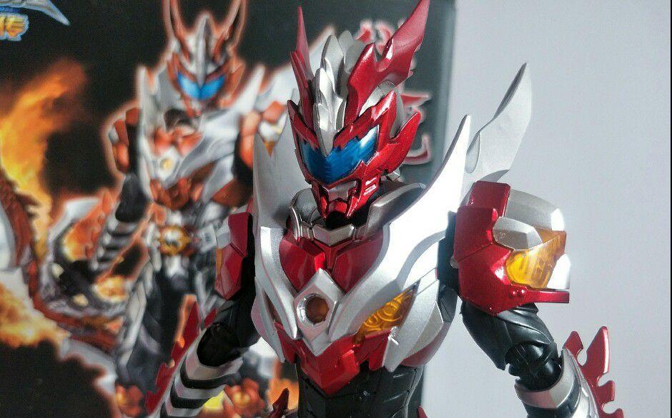 五个光影铠甲谁最强地虎侠都是我大哥