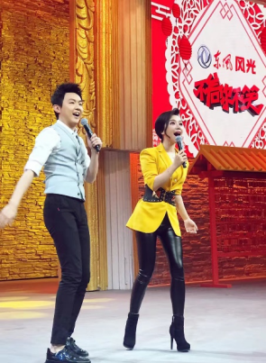 宝藏综艺《黄金100秒》改版 新疆风情大放光彩|黄金100秒|维妮娜|卡