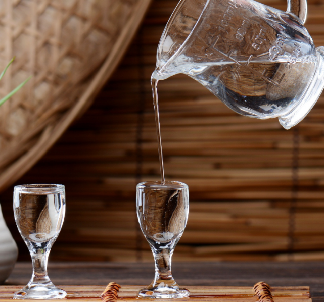 酱香酒的品鉴精髓会品鉴才是真的懂酒