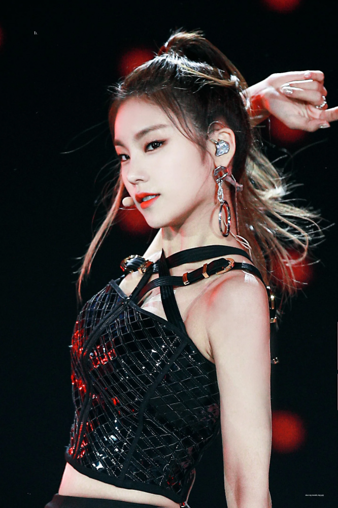 2021韩国网友选出韩国唱跳最好的偶像歌手这些人你认识几个