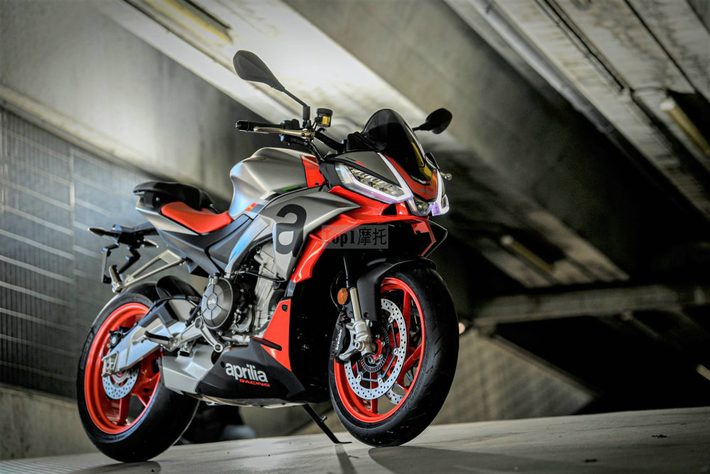 狠角色来了阿普利亚660系列即将引进想换跑车的不妨等等