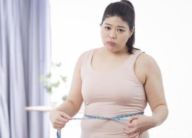 中度肥胖:大于标准体重30%小于标准体重轻度肥胖:大