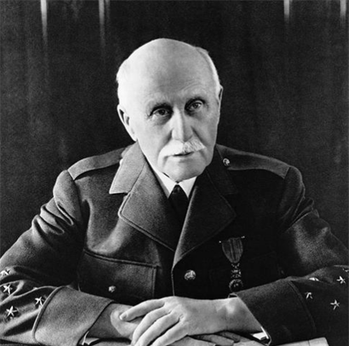 1940年法国元帅贝当投降德国令法国不战而败战后结局怎样