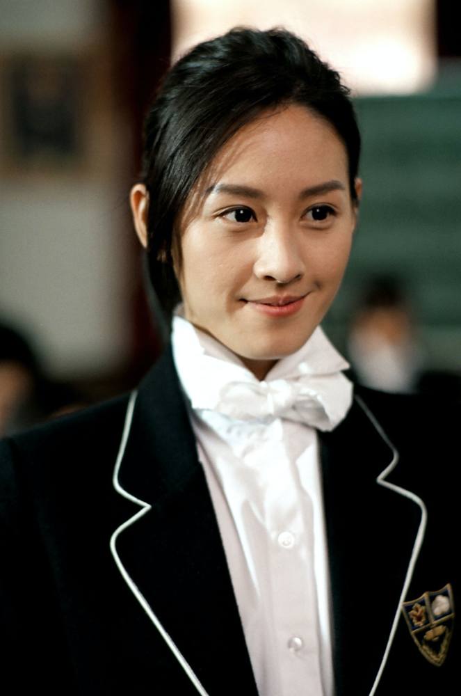 《不能说的秘密》37岁曾恺玹冻龄晒庆生照 少女感十足_腾讯新闻