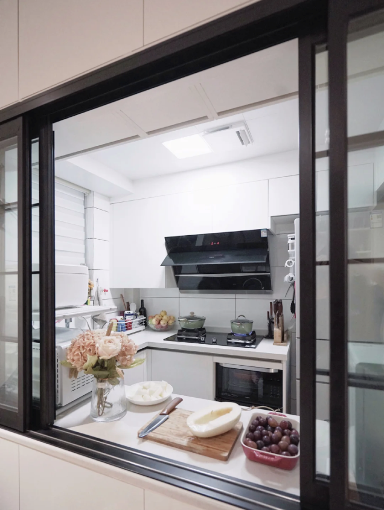 开放式厨房油烟大,封闭厨房不通透,不如试试半开放式厨房!