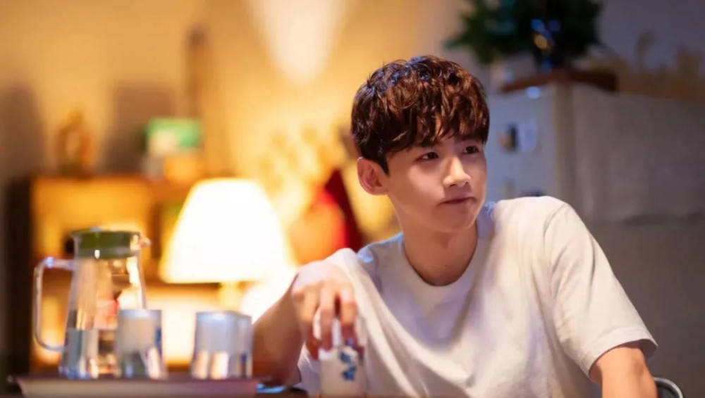 八零九零太搞笑了不靠炒cp的白敬亭凭什么出圈