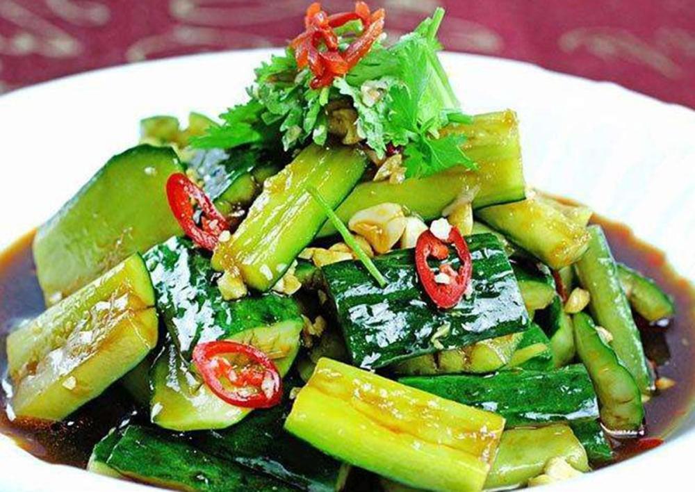 你知道喝酒时常备的五道下酒菜吗?