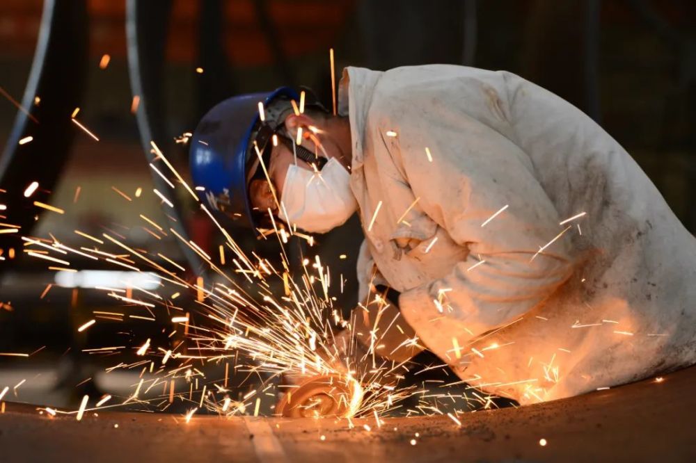 奖金翻番!全国劳动模范和先进工作者的评选和奖励有新变化