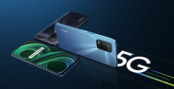 市场定位相对较高的realme 8 pro,则采用的是一块分辨率为2400×1080