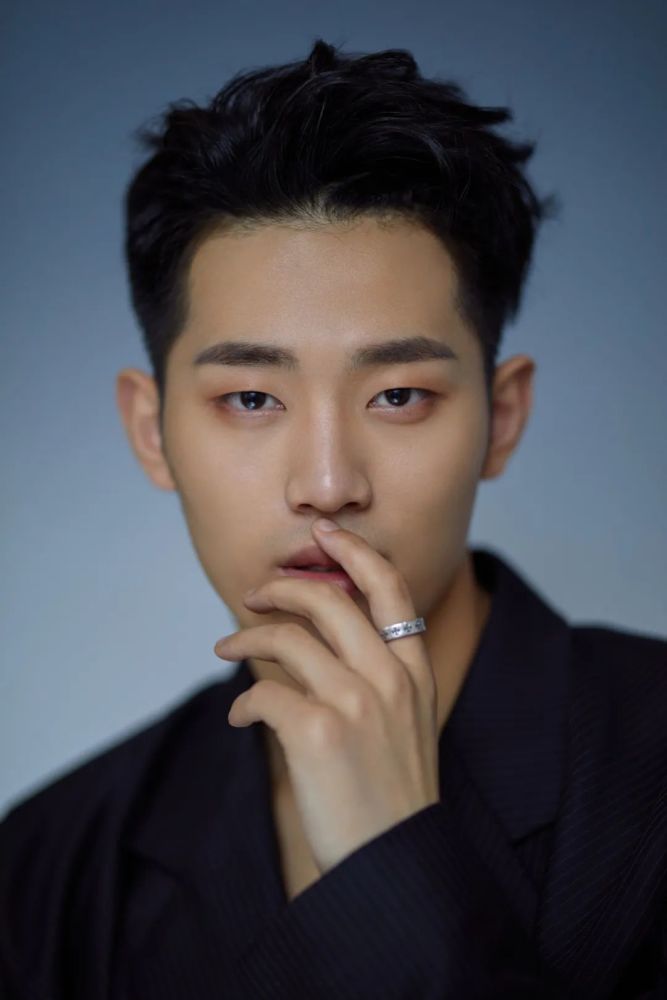 启东小哥哥现身《快乐大本营》,今晚还在腾讯视频上线