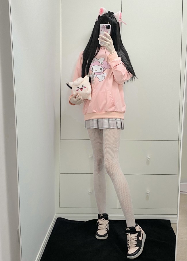 jk少女小姐姐好可爱刚好是我的款啊