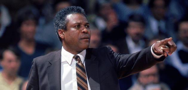 马库斯·坎比|泰森·钱德勒|迈克尔·库帕|迪肯贝·穆托姆博|nba