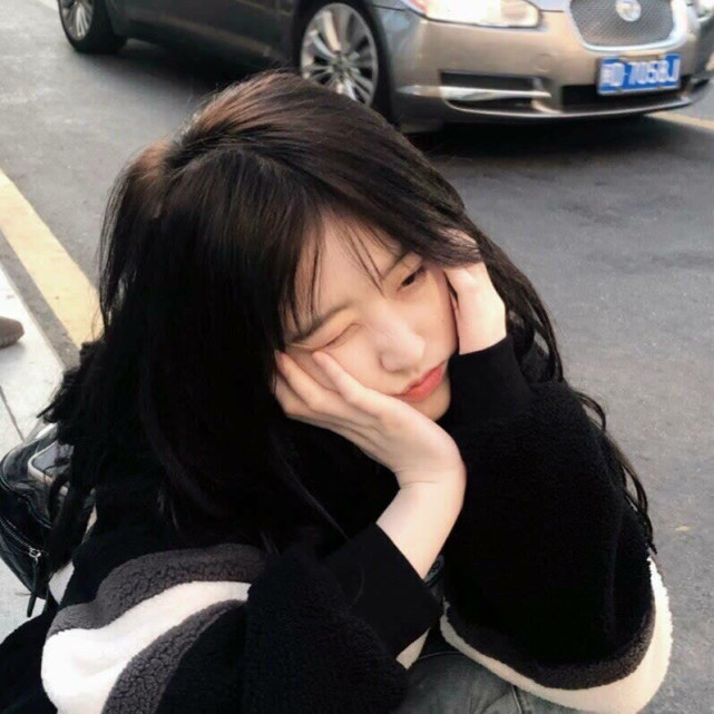 有没有一看就想谈恋爱的女生头像推荐