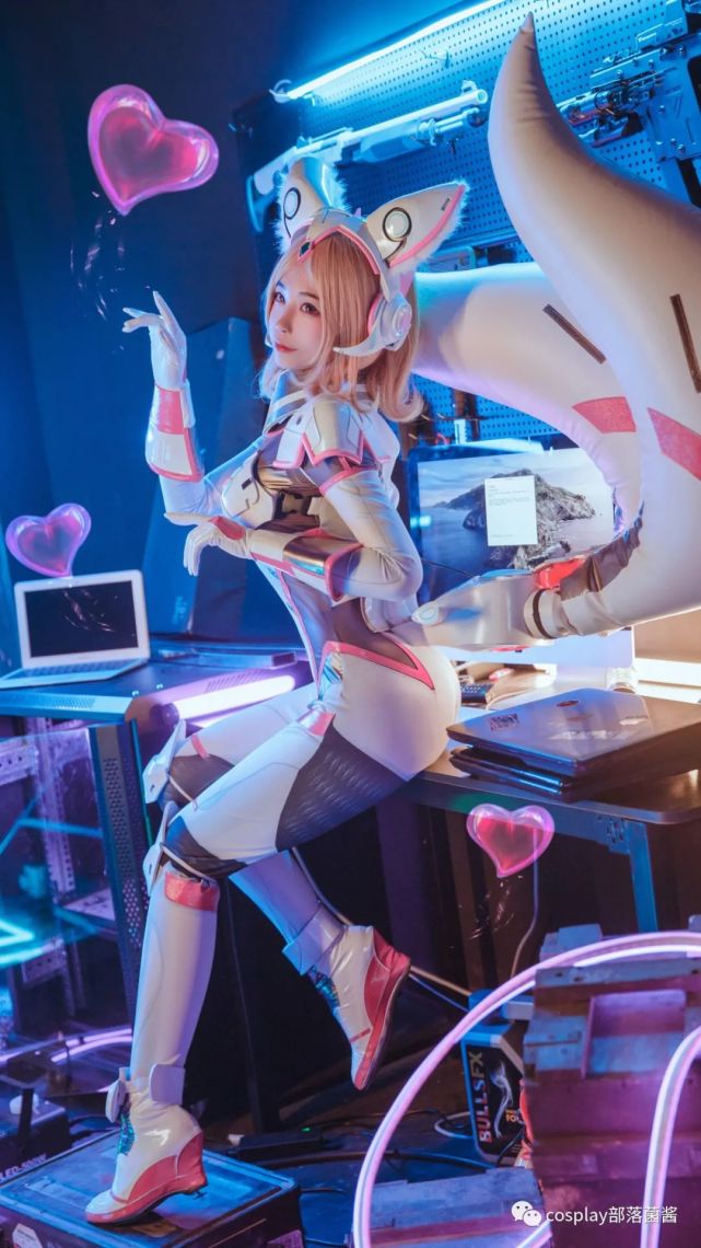 cos:王者荣耀妲己机甲cos正片@冉冉不甜