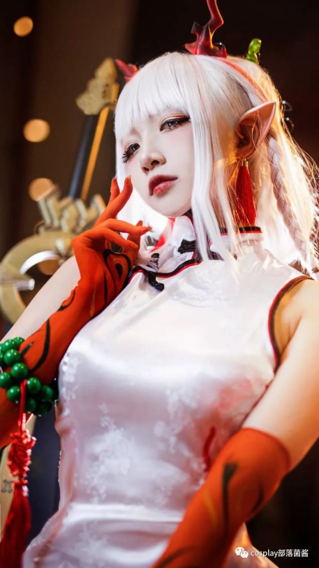 cos:明日方舟旗袍年cos正片@二佐