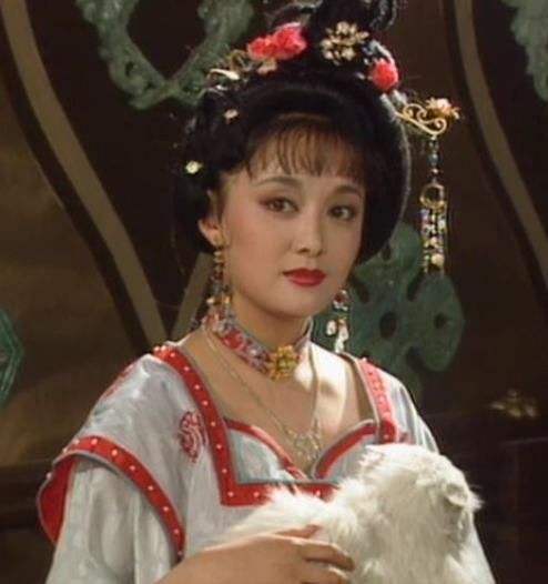 同年六年,李显被韦后还有安乐公主毒死后,上官婉儿