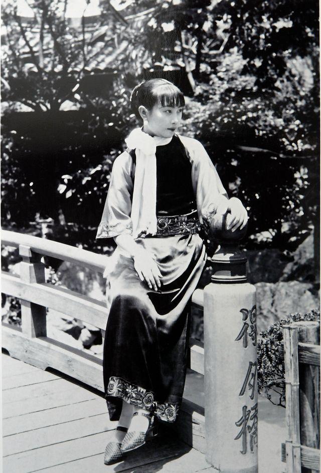 民国影后胡蝶旧照欣赏,看了一遍又一遍,再也没有这样的美女了