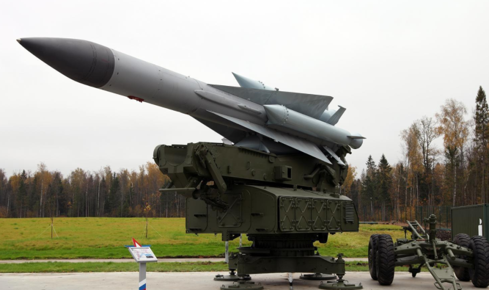 10吨重导弹腾空而起冲向以色列核设施叙利亚再遭报复空袭