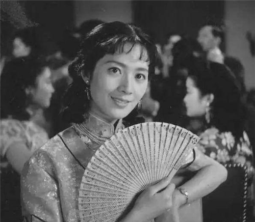 80年代美女龚雪年轻时有多美?容貌堪比绝世佳人,简直惊艳了时光