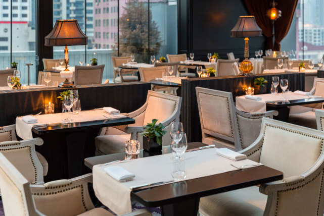 在上海西餐厅装修要注意什么呢?