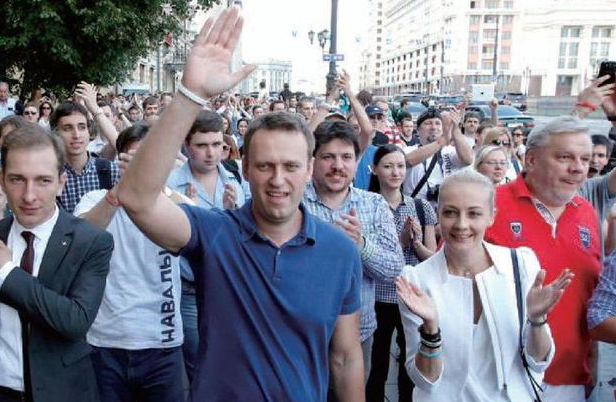 数万俄罗斯人在街头抗议请愿希望中国人别来了为何会这样