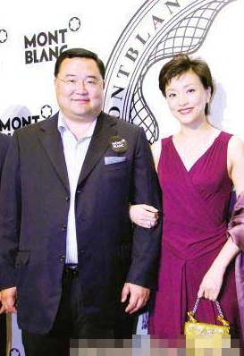 大概历经2年的恋爱长跑,终是水到渠成,顺利步入婚姻的殿堂.