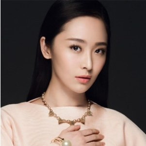 "谋女郎"李曼:抛弃相恋3年的罗晋,转身与洪金宝的儿子相恋