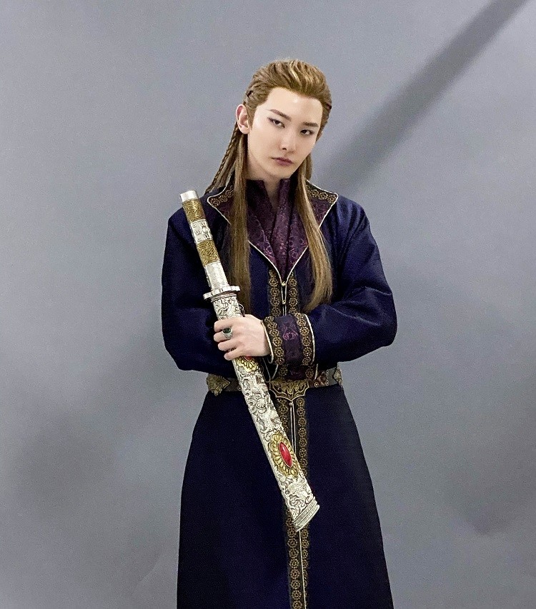 不过对于他来说,却也不亏,毕竟《长歌行》播得这么火,而王瑞昌饰演的