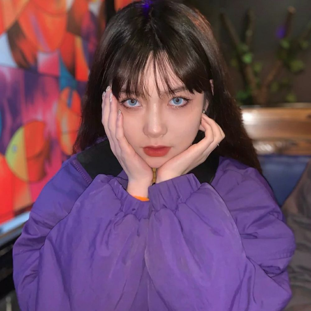 多人闺蜜头像我涉旷野丛林中来你撑船渡我入灿灿花海