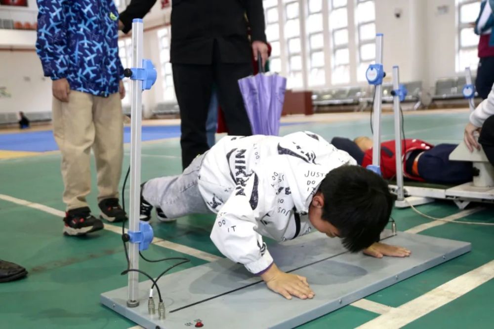 健身100招體育技能大展示丨全民健身雲行動十四運會宣傳大使丨來陝人