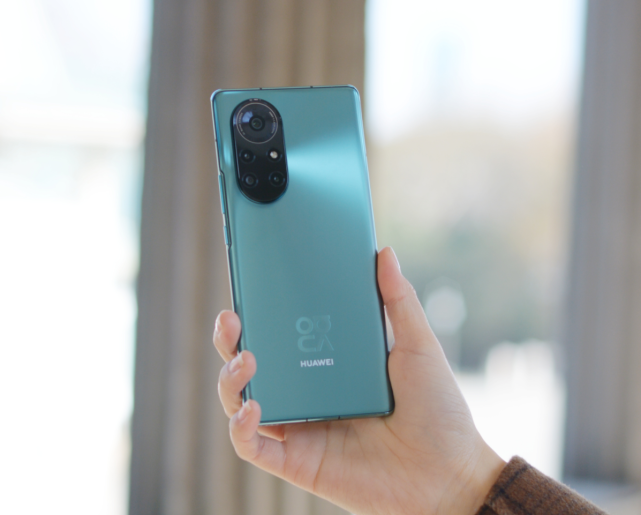 华为在官方渠道已经上线了mate40 pro 4g版本,matex2 4g版本,mate40e