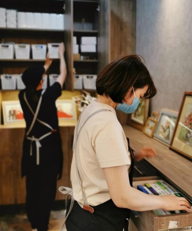 一次整理收纳用了0个衣架 聚焦新职业 整理收纳师 腾讯新闻