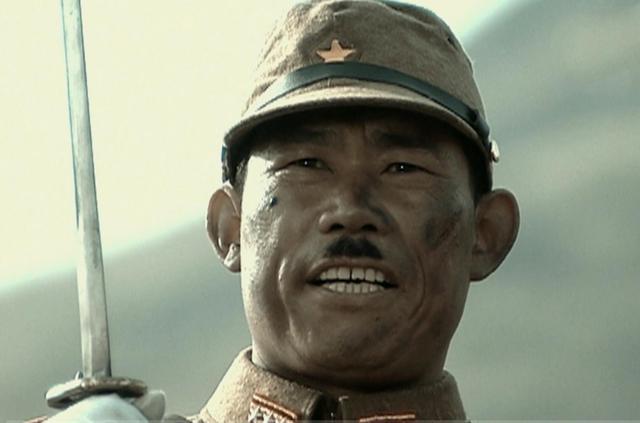 在《亮剑》中表现出色,他被多次误认为是日本人,真实身份很惊喜_腾讯