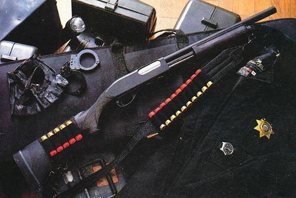 美国人的万能钥匙雷明顿m870霰弹枪