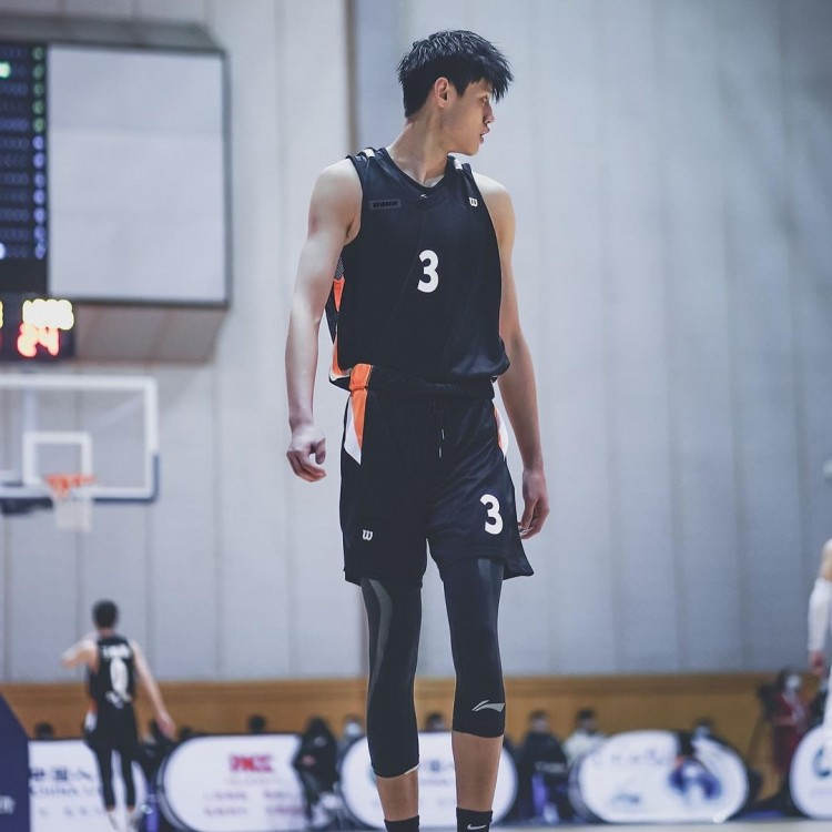 曾凡博加入NBA发展联盟！全运会轰28分12板5助3帽2断，真降维打击