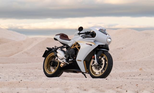 ����ζ��Ũ2021�¹�˹��SuperveloceS