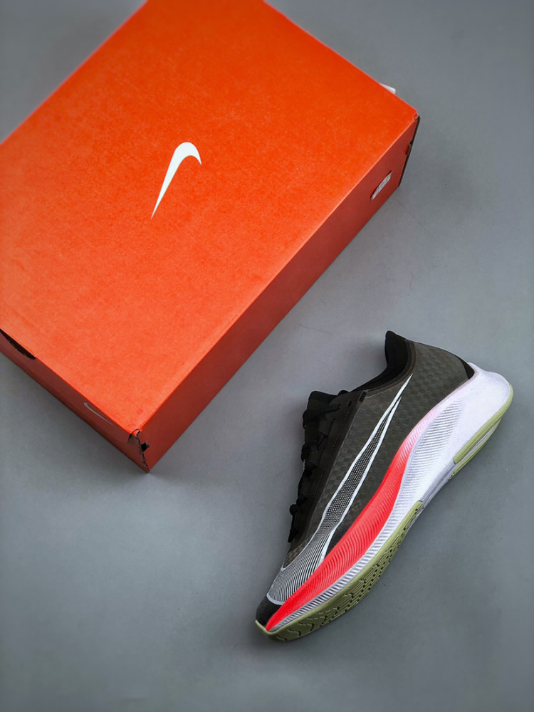 耐克nikezoomfly3马拉松透登气跑鞋