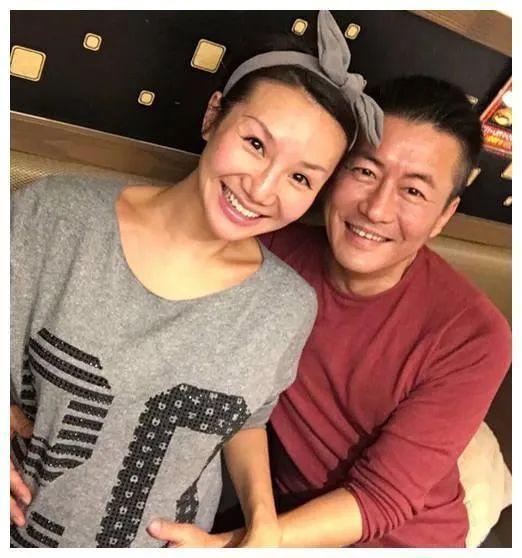 嫁给大16岁高曙光,她和儿子被老公娇养,继女被江珊独养17年