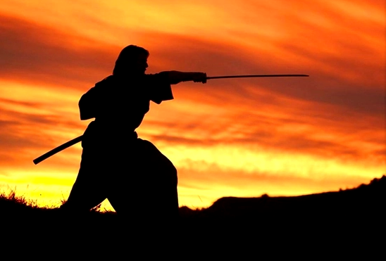 日本武士的居合斩有多阴险?