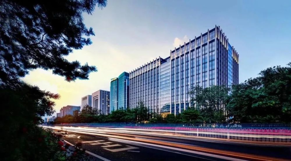 铁狮门21亿收购北京辉盛阁国际公寓;亚奥区域首个商改写项目启幕;领展