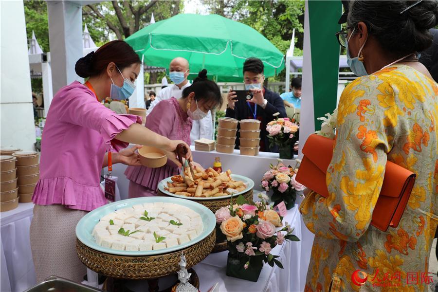 街头美食迎宋干2021年泰国风情节活动在京举行